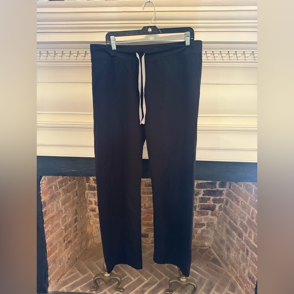 FIGS Livingston scrub pants size L Large black/gray
